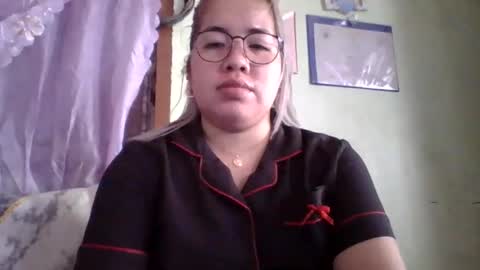 Snapshot of small_boobs59 chatting on 12, 9, 2025 Lovewella online show from 12, 9, 2025