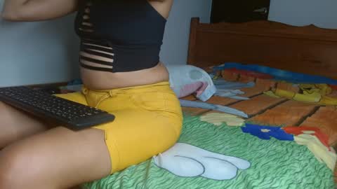 Snapshot of smallflorecita chatting on 8, 1, 2025 smallflorecita online show from 8, 1, 2025