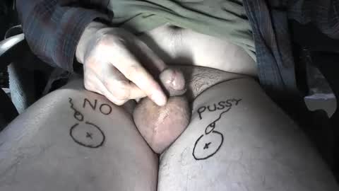 Snapshot of smallpenismwm chatting on 23, 2, 2025 pussyfree4eva online show from 23, 2, 2025