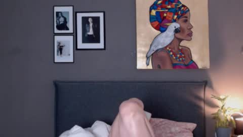 Anna no bbbbybybbabebyy just Anna. And dont call me mom please. online show from 3, 12, 2025