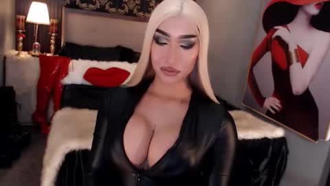 smasherqueen online show from 4, 6, 2026