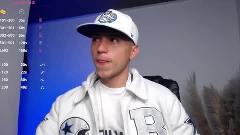 Snapshot of smileexander chatting on 25, 10, 2025 smileexander online show from 25, 10, 2025