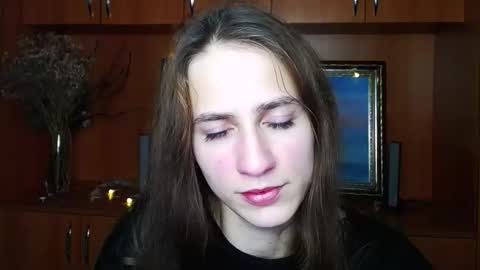 Snapshot of smilequeen_3 chatting on 17, 12, 2025 Charlotte online show from 17, 12, 2025