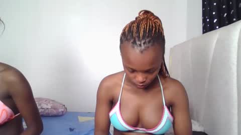 smiley luv1 online show from 12, 1, 2026