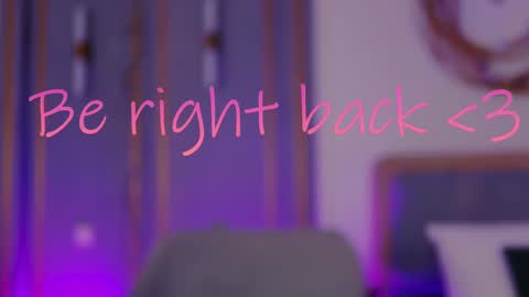 Snapshot of smiley_mia_ chatting on 10, 2, 2025 Mia online show from 10, 2, 2025