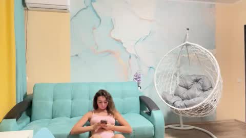 smiling_riddle online show from 23, 10, 2025