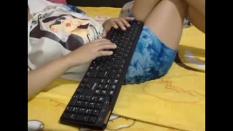 Snapshot of smilingbutt chatting on 8, 10, 2025 smilingbutt online show from 8, 10, 2025