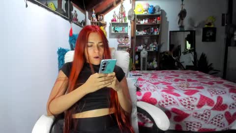 Snapshot of smilingsalor chatting on 7, 6, 2026 SmilingSalor online show from 7, 6, 2026