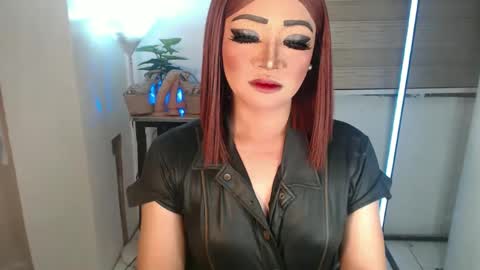 Snapshot of smokeprincess chatting on 12, 2, 2025 Amanda online show from 12, 2, 2025