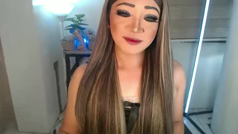 Snapshot of smokeprincess chatting on 10, 3, 2025 Amanda online show from 10, 3, 2025