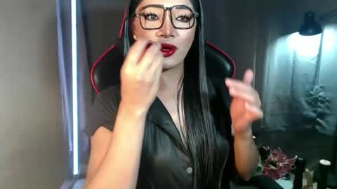 Amanda online show from 5, 12, 2025