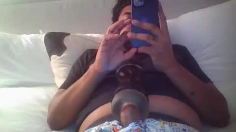 Snapshot of smokey573 chatting on 13, 11, 2025 memelucas online show from 13, 11, 2025