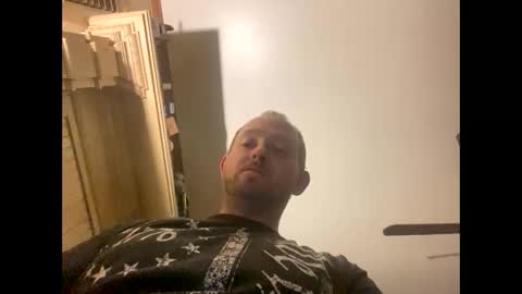 smokeymt420 online show from 1, 1, 2025
