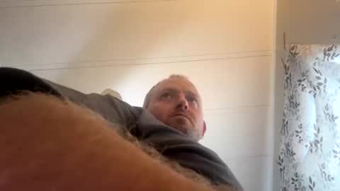 smokeymt420 online show from 2, 12, 2025