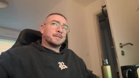 Snapshot of smoothie987987 chatting on 5, 12, 2024 AllDayIDream online show from 5, 12, 2024