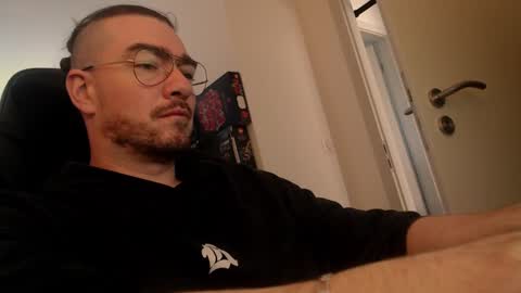 Snapshot of smoothie987987 chatting on 11, 1, 2025 AllDayIDream online show from 11, 1, 2025