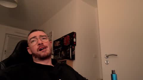 Snapshot of smoothie987987 chatting on 17, 1, 2025 AllDayIDream online show from 17, 1, 2025