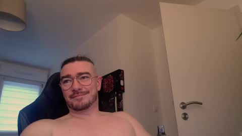 Snapshot of smoothie987987 chatting on 12, 2, 2025 AllDayIDream online show from 12, 2, 2025