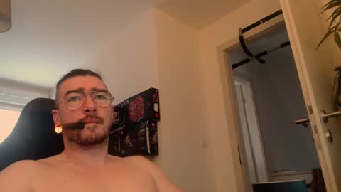 Snapshot of smoothie987987 chatting on 20, 2, 2025 AllDayIDream online show from 20, 2, 2025