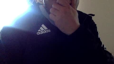 Snapshot of smoothstrik3r chatting on 1, 2, 2025 smoothstrik3r online show from 1, 2, 2025