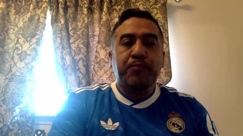 Snapshot of smoothstrik3r chatting on 3, 10, 2025 smoothstrik3r online show from 3, 10, 2025