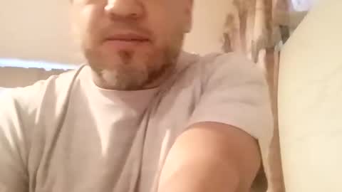 Snapshot of smoothstrik3r chatting on 17, 10, 2025 smoothstrik3r online show from 17, 10, 2025