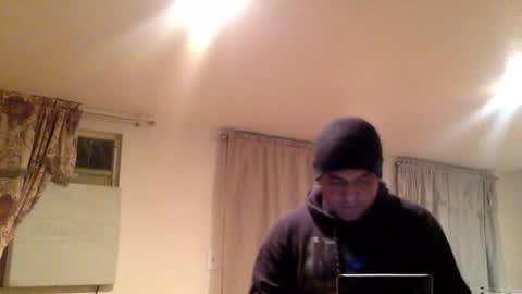 Snapshot of smoothstrik3r chatting on 3, 11, 2025 smoothstrik3r online show from 3, 11, 2025