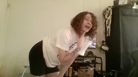 Snapshot of smoothvodka chatting on 13, 1, 2026 Bambi--Vodka online show from 13, 1, 2026