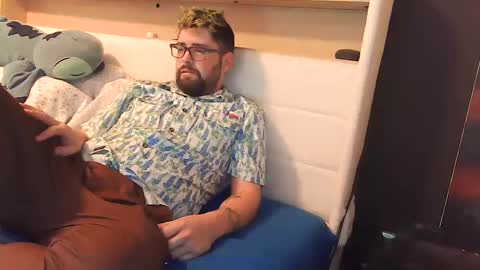 snackonzach online show from 11, 10, 2025