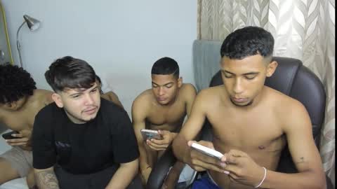 Snapshot of snak_master1 chatting on 16, 9, 2025 snak_master1 online show from 16, 9, 2025