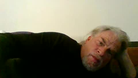 Snapshot of snap2play chatting on 2, 11, 2025 snap2play online show from 2, 11, 2025