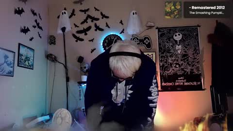 Snapshot of snarfle chatting on 4, 12, 2024 Viiscount Snarfle Von Snarfenberg online show from 4, 12, 2024