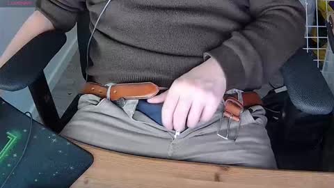 Sneakybill online show from 14, 12, 2025