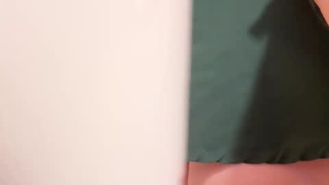 snezhka10 online show from 4, 4, 2026