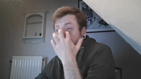 Snapshot of snoecks chatting on 15, 4, 2026 snoecks online show from 15, 4, 2026