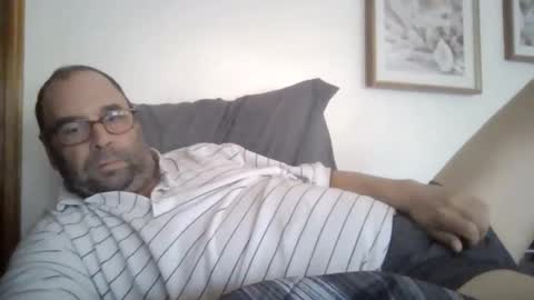 Snapshot of snoopjoe68 chatting on 17, 11, 2025 New beauty. Meet Ashley around 10. See pics online show from 17, 11, 2025