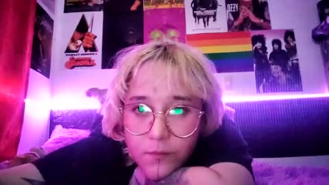     online show from 18, 6, 2026
