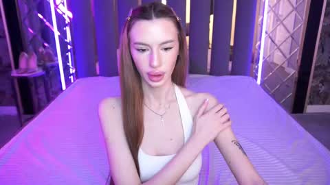 Snapshot of snow_whiteeex chatting on 2, 5, 2026 snow_whiteeex online show from 2, 5, 2026