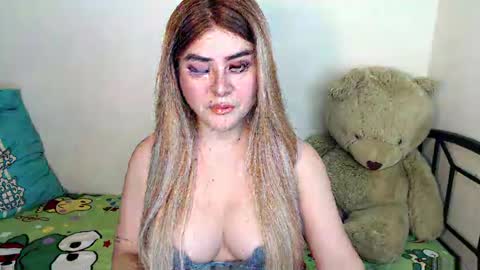 Snapshot of snowcum69 chatting on 4, 1, 2025 sophie online show from 4, 1, 2025