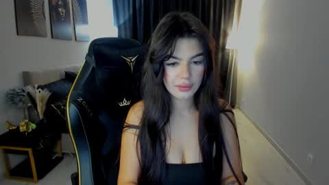 snowingwinter online show from 9, 9, 2025