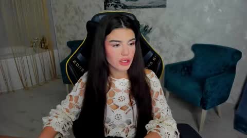 snowingwinter online show from 13, 10, 2025