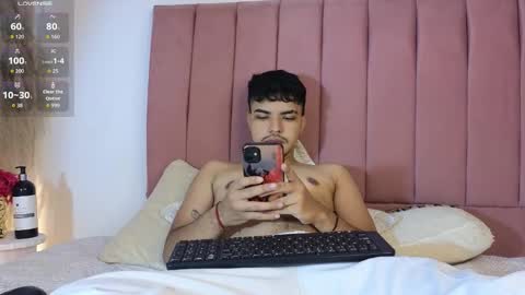 Snapshot of snowlann chatting on 12, 10, 2025 Snow online show from 12, 10, 2025