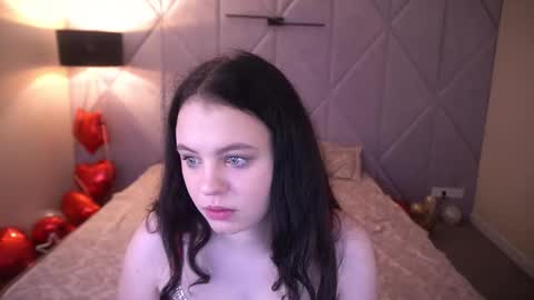 snowwhite_bella online show from 14, 2, 2026