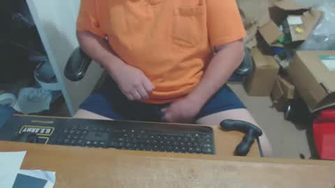 Snapshot of snwplwdrvr chatting on 8, 12, 2024 snwplwdrvr online show from 8, 12, 2024