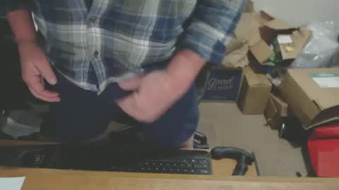 Snapshot of snwplwdrvr chatting on 11, 12, 2024 snwplwdrvr online show from 11, 12, 2024