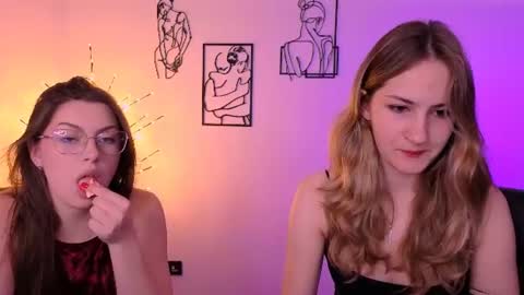 Snapshot of so_hot_rosalie chatting on 9, 7, 2026 so_hot_rosalie online show from 9, 7, 2026