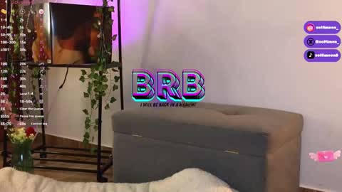 Snapshot of soffimoon_ chatting on 2, 3, 2025 IG Soffimoon   I THANK YOU FOR LEAVING YOUR FOLLOW online show from 2, 3, 2025