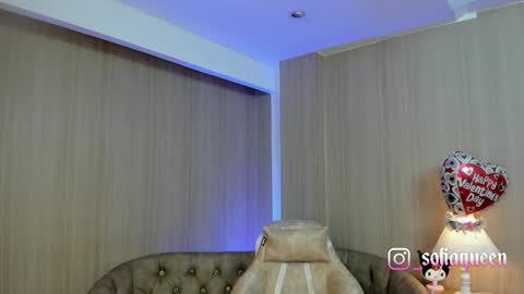 Snapshot of soffiqueen chatting on 19, 2, 2025 Schedule 1400 - 2100 gtm-5 online show from 19, 2, 2025