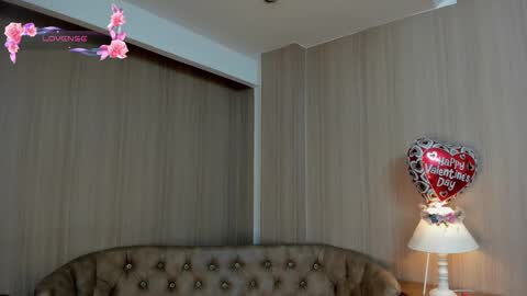 Snapshot of soffiqueen chatting on 21, 2, 2025 Schedule 1400 - 2100 gtm-5 online show from 21, 2, 2025