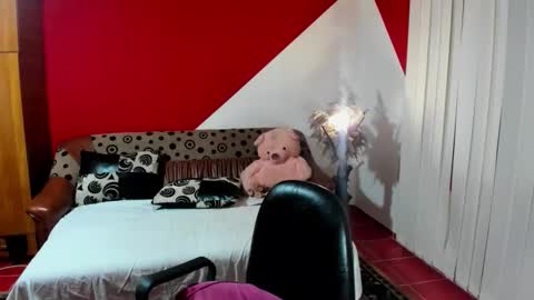 Snapshot of soffy_skye chatting on 29, 11, 2025 Soffy online show from 29, 11, 2025